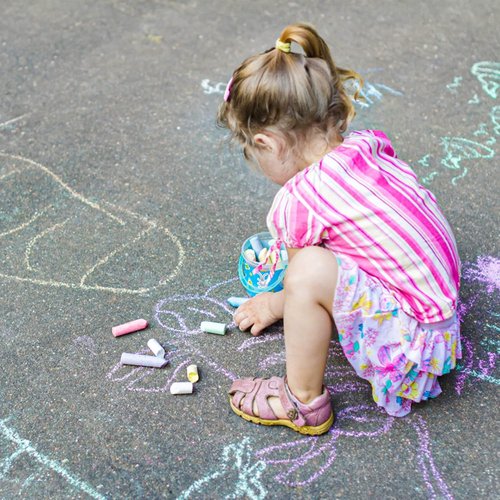 Feela Jumbo Sidewalk Chalk - 72 Pack Non-Toxic Outdoor Chalk Set for Kids | 18 Vibrant Colors