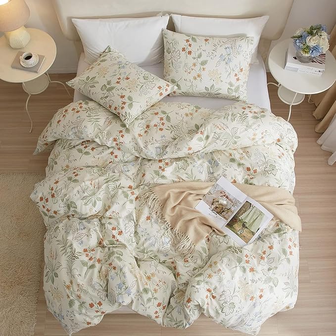 LifeTB Vintage Garden Floral Comforter Set Queen Fresh Flowers Green Leaves Cute Floral Bedding Comforter Farmhouse Bedding Set 3 Pieces Aesthetic Botanical Comforter Set for All Seasons Queen Size