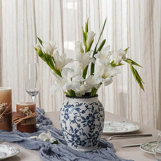 Blue and White Vintage Vase, Ceramic Chinoiserie Floral Vases, Round Farmhouse Rustic Table Centerpiece, Tuscan Home Decor, Large Crackle Glaze Flower Vase for Living Room, Office 6.9 Inch