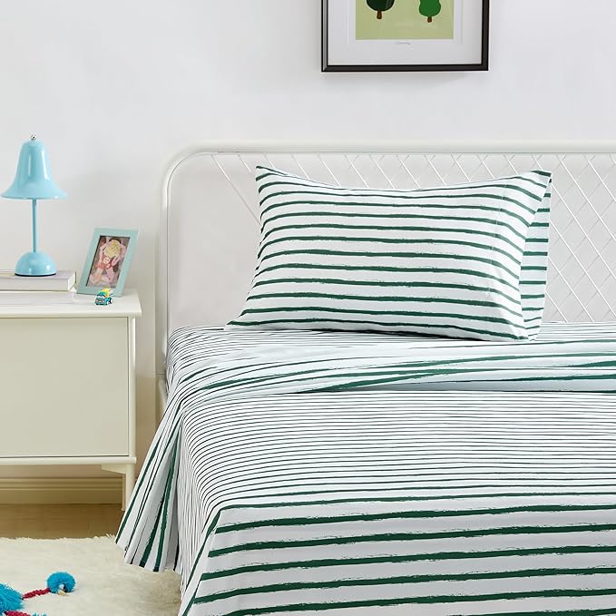 Amazon Basics Kid's Soft Easy-Wash Lightweight Microfiber 3-Piece Sheet Set, Twin, Green Stripes