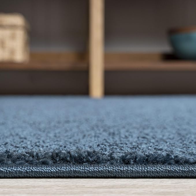 JONATHAN Y Haze Solid Low-Pile Navy 5' Round Indoor Area Rug, Coastal,Bohemian,Minimalist,Classic, Easy-Cleaning for Living Room,Bedroom,Kitchen,Pet Friendly,Non-Shedding (SEU100C-5R)