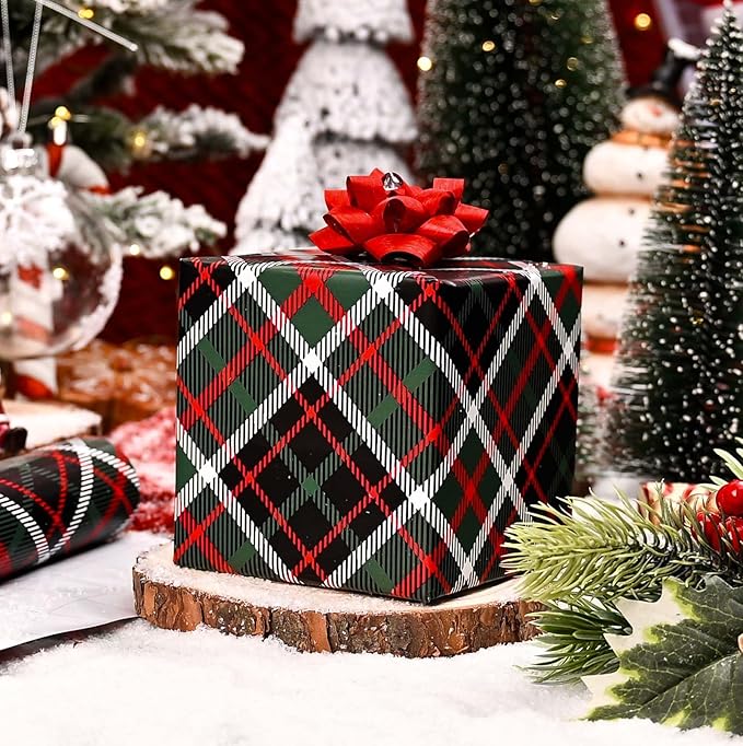 MAYPLUSS Gift Wrapping Paper Roll - 17 Inch X 33 Feet - Christmas Royal Green Plaid Design Winter Holiday gift Wrap Present Sheets for Christmas Birthday Baby Shower Party Festive Decoration