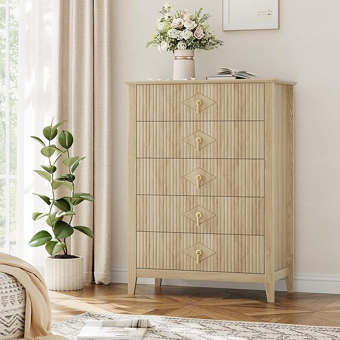 GarveeHome Fluted Dresser for Bedroom, 42.9" Tall 5-Drawer Wood Dresser, Modern Chest of Drawers, Storage Organizer Cabinet for Living Room, Hallway, Entryway, Natural Oak