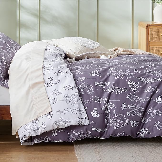 Bedsure Duvet Cover Queen Size - Reversible Grayish Purple Queen Duvet Cover Set with Zipper Closure, 3 Pieces Cute Floral Patterned Bedding Set with 8 Corner Ties and 2 Pillow Shams