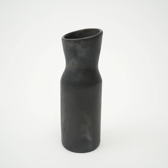 Handmade Longpi Black Pottery Vase Traditional Clay Art Piece for Home Decor and Flower Arrangement
