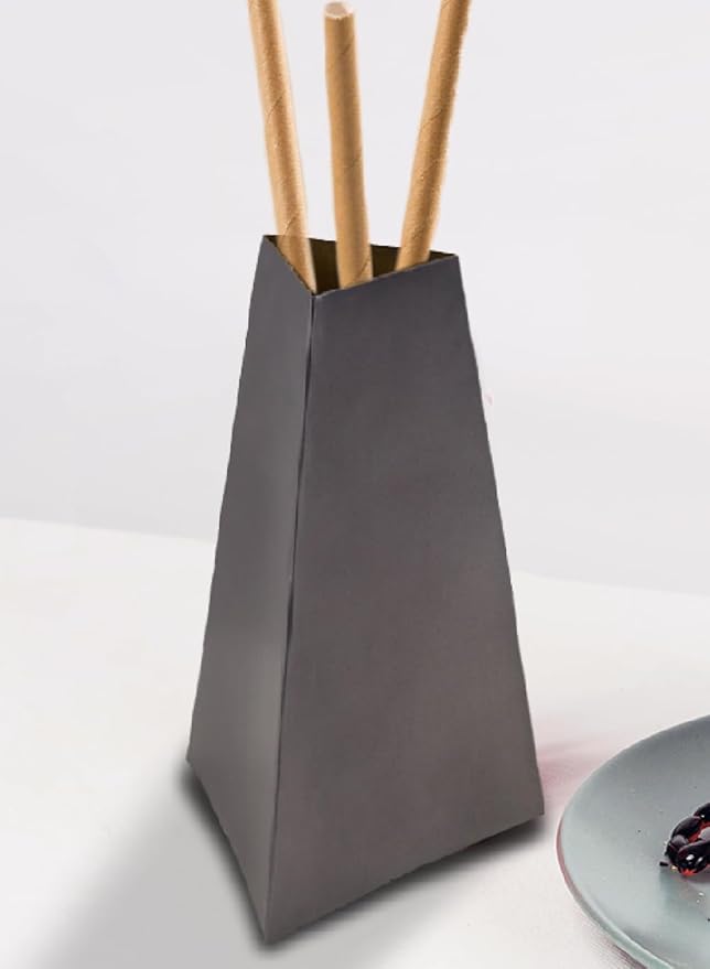 Serene Spaces Living Triova Stainless Steel Vase – Perfect for Fresh & Dried Flowers, Sculptural Accent for Mantels, Coffee Tables & Office Desks,Table Centerpiece, 4" Wide & 6.5" Tall