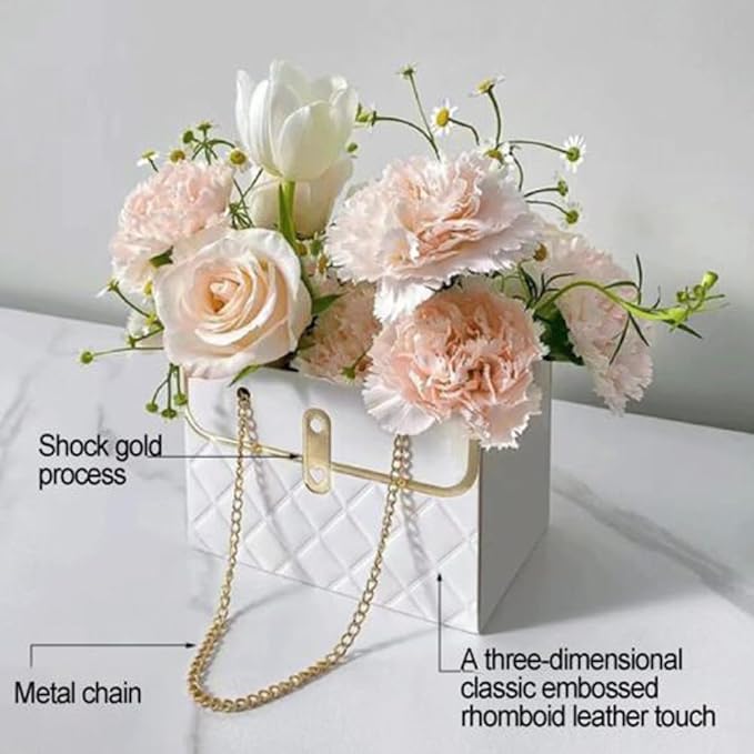 NADUSEP 4 PCS Flower Paper Gift Bag Bouquet Storage Bucket, Florist Flower Hand bag with Metal Chain Gift Case for Gifts Wrapping Supplies Bulk Mother's Day Valentine's Day Women's Day (Red)