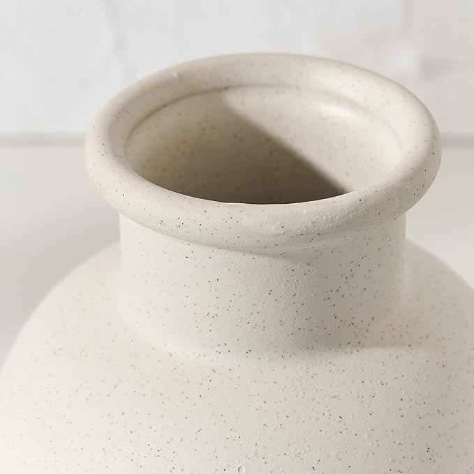 SIDUCAL Spotted Ceramic Modern Vase, 5.8 Inch Rustic Farmhouse Decorative Boho Terracotta Vase for Home Decor, Table, Living Room, Wedding, Shelf Decor, Mantel, Speckled White
