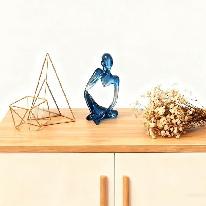 Dnoifne Abstract Gradient Blue Resin Thinker Statue, Modern Translucent Sculpture Ornament, Artistic Desk & Shelf Decor, Perfect Housewarming Gift for Living Room and Office