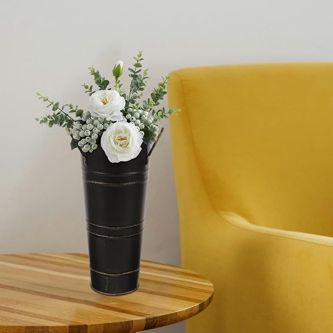 Retro Flower Arrangement Bucket Vintage Iron Flower Pot with Handle Decorative Floral Vase for Home Tabletop Rustic Plant Container
