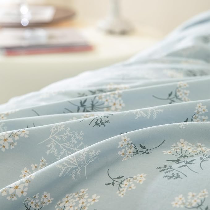 Queen Floral Comforter Set 3 Pieces Soft Bedding Comforter Set Garden Style Blue Floral Botanical Flower Comforter Set for All Seasons 1 Comforter and 2 Pillowcases