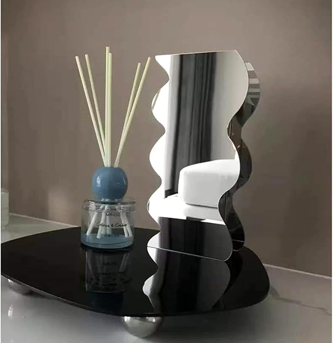 Modern Wavy Acrylic Flower Vase, Mirror Effect Design, Silver, Decorative Home Office Centerpiece, 7.9x4.1x2 Inch
