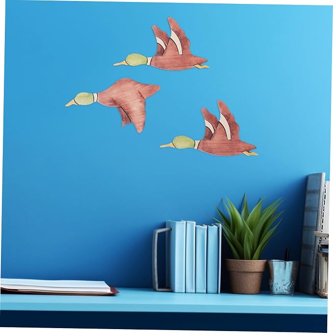 IMIKEYA 3pcs Flying Bird Wall Hanging Crafts Vintage Wooden Wall Decor for Home Elegant Artistic Touch to Living Room Easy Installation Rustic Aged Look
