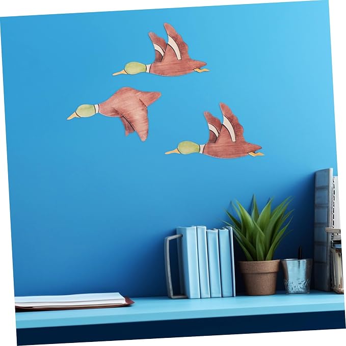 ERINGOGO 3pcs Wooden Flying Bird Wall Art Decor Rustic Home Decoration for Living Room Bedroom Office Creative Bird Ornaments for Unique Aesthetic Appeal