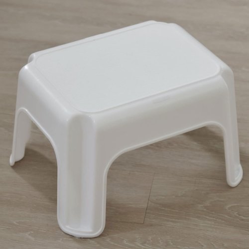 Rubbermaid Durable Plastic Roughneck Step Stool - 300-LB Capacity, White | 2-Pack