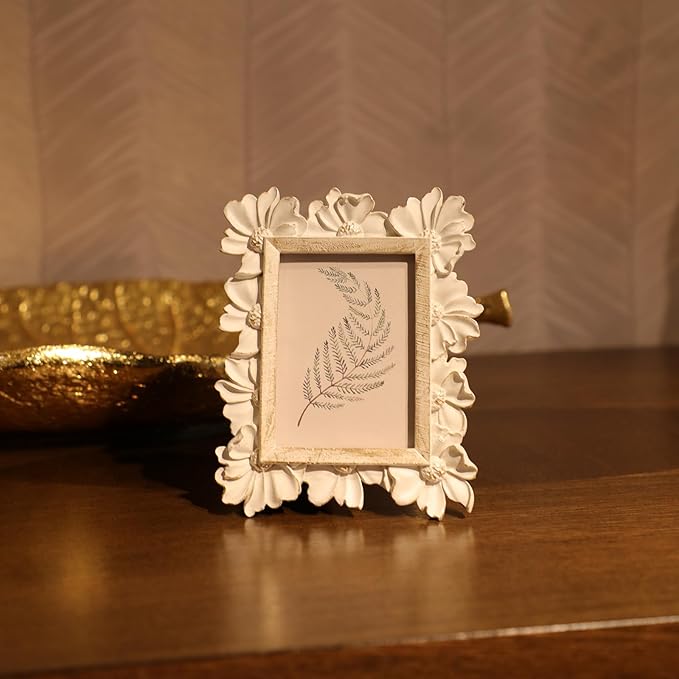 2.5x3.5 Small Vintage Picture Frame, Tiny Antique White Ornate Photo Frame, for Tabletop and Wall Display, Decorative Floral Design Retro Home Decor, Old Fashioned Photo Gallery Art