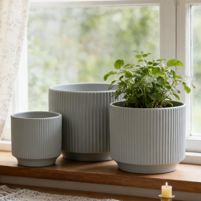 Oakrain Plant Pots with Vertical Stripes 7.8/6.5/5.2 inch, Set of 3 Modern Decorative Planters for Indoor Outdoor Plants, Flower Pot with Drainage Holes, Ceramic Blue