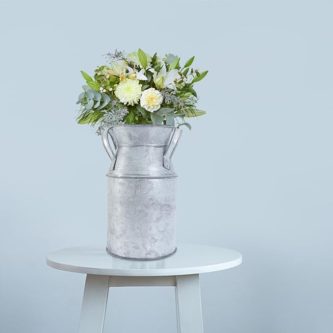 Wrought Iron Flower Vase, Vintage Metal Tin Bucket for Dried and Fresh Flowers, Decorative Centerpiece (7. 28 X 4. 33 X 3. 74 Inch)