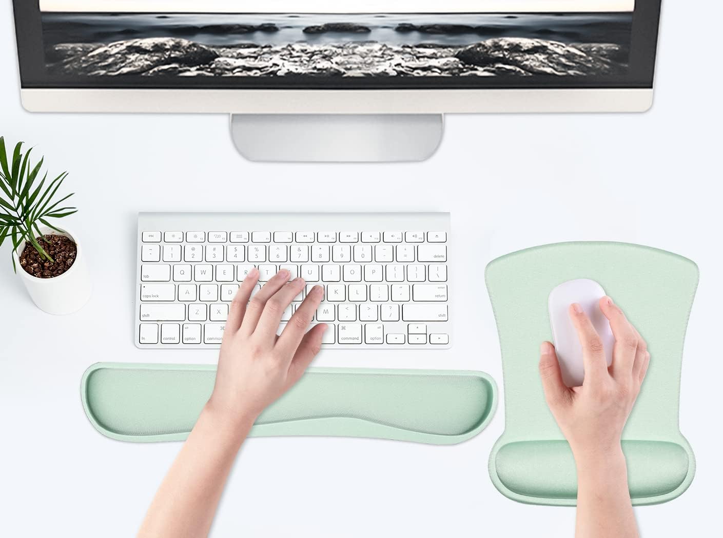 Skiennix Ergonomic Wrist Rest Set - Comfortable Memory Foam Keyboard Pad & Soft Gel Mouse Pad | Green