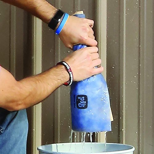 PIG Water Absorbing Kit - 10-Gallon Absorbency | Blue Color - PM50491