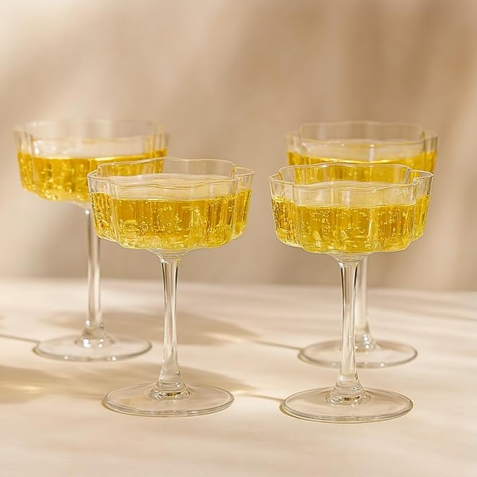 Flower Scalloped Vintage Wavy Petals Wave Glass Coupes 7oz Colorful Martini, Champagne & Cocktails, 4 Set Clear Rippled Champagne Glasses, Elegant Bar Glassware, Unique Aesthetic Coupe Glassware Gifts