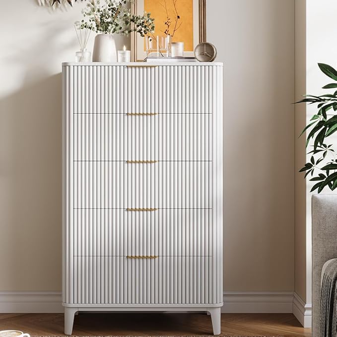 Fluted 5 Drawers Dresser for Bedroom, 45" Modern Tall Chest of Drawers with Wood Grain, Farmhouse Wooden Vertical Dresser, Curved Profile Design, Wood Drawer Organizer for Closet, Hallway White
