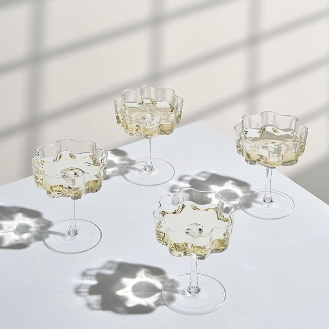 Flower Scalloped Vintage Wavy Petals Wave Glass Coupes 7oz Colorful Martini, Champagne & Cocktails, 4 Set Clear Rippled Champagne Glasses, Elegant Bar Glassware, Unique Aesthetic Coupe Glassware Gifts