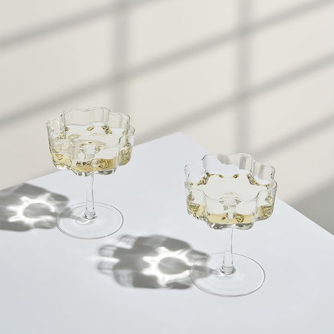 Khen Vintage Wavy Glass Coupes Martini, Champagne & Cocktail Coupes - Set of 2-7oz Colorful Cocktail Glasses & Champagne, Prosecco, Mimosa Glassware Copyright Design - Crystal Clear