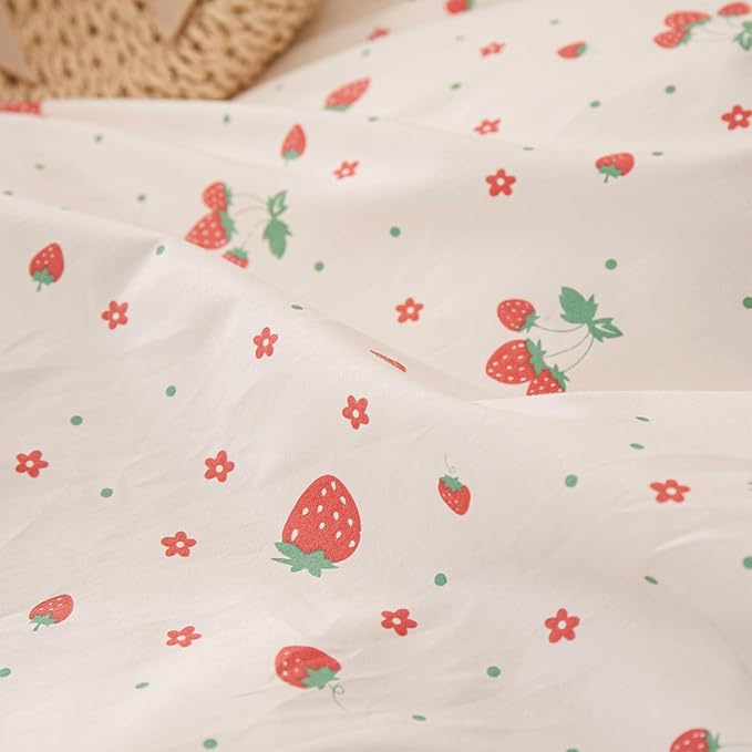 Strawberry Print Comforter Set Pink White Ruffled Bedding Comforter Full Size Soft Fluffy Floral Bedding Set Kawaii Strawberry Fruit Comforter Set for Kids Girls Lightweight and Cozy for All Seasons