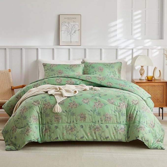 VM VOUGEMARKET Girls Green Floral Full Comforter Set Boho Soft Microfiber Bedding Comforter Set 1 Green Flower Comforter and 2 Pillowcases Chic Vintage Garden Botanical Comforter Set 80"x90"