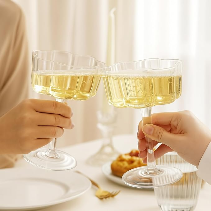 Khen Vintage Wavy Glass Coupes Martini, Champagne & Cocktail Coupes - Set of 2-7oz Colorful Cocktail Glasses & Champagne, Prosecco, Mimosa Glassware Copyright Design - Crystal Clear