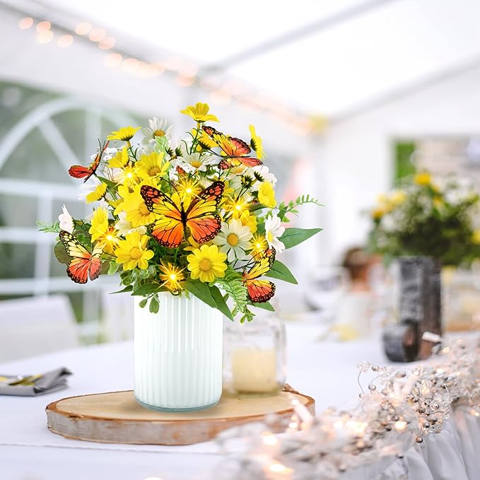 HOSY Artificial Daisy Bouquet in Glass Vase with Fairy Lights, Silk Flower and Butterfly Arrangements for Table Centerpiece Decoration (Daisy)