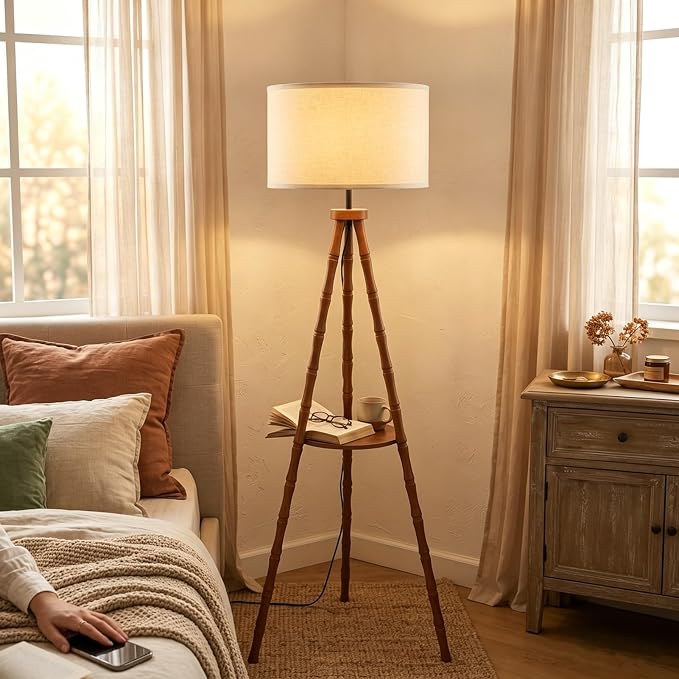 LAMSU Solid Wood Tripod Floor Lamp with Shelf, Mid Century Bobbin Standing Lamp with Fabric Shade and Foot Switch, Retro Farmhouse Tall Corner Lamps for Living Room Bedroom Office Reading, Brown
