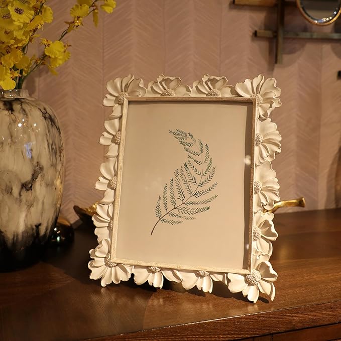 8x10 Vintage Picture Frame, Antique White Ornate Photo Frame, for Tabletop and Wall Display, Decorative Floral Design Retro Home Decor, Old Fashioned Photo Gallery Art