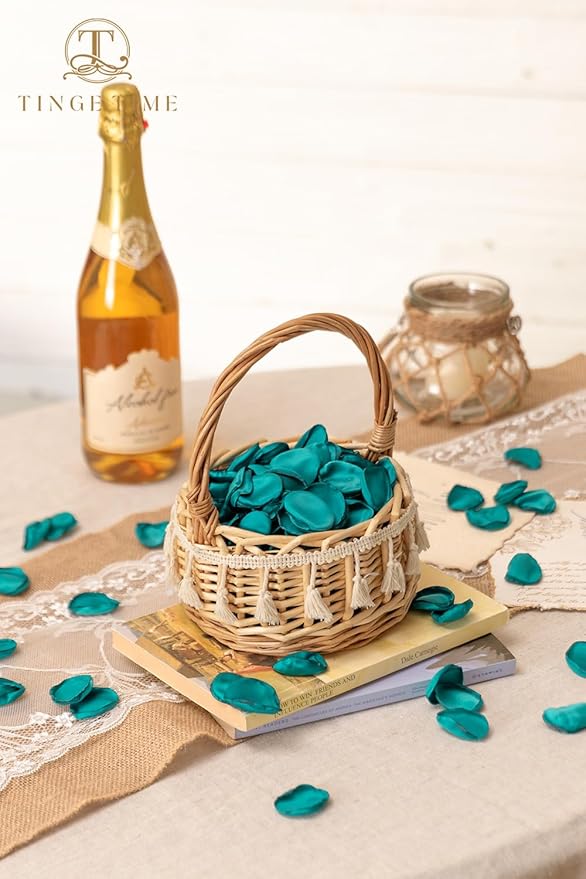 TINGE TIME 200pcs Rose Petals and Fake Roses Artificial Flowers for Wedding Decor, Bridal Shower, Party Decoration - Silk Flower Petals Bulk Pack (Peacock Green)