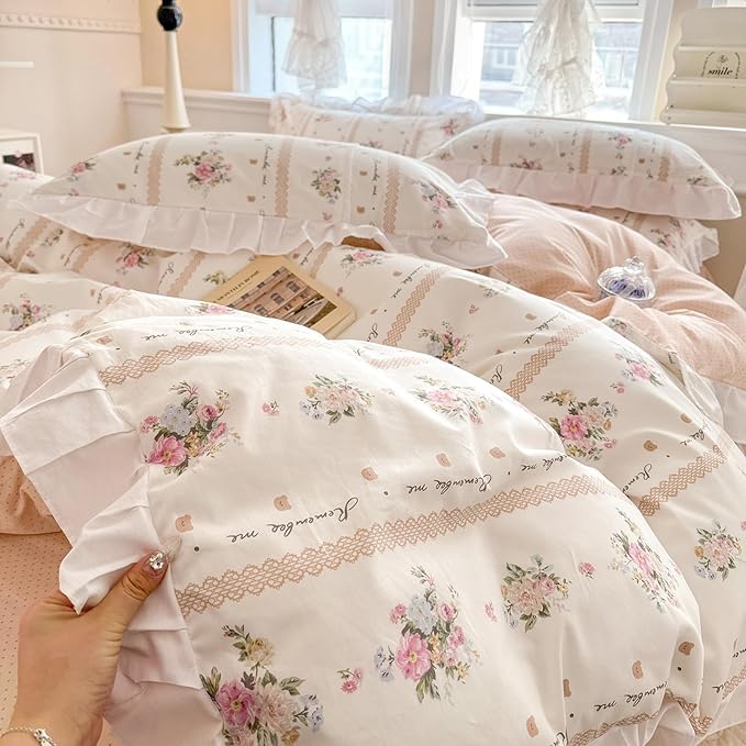VM VOUGEMARKET Full Comforter Set Elegant Pink Flower Printed Romantic Ruffle Comforter with 2 Pillow Shams Reversible White Lace Bedding Comforter Set for Teen Girls(3pcs,Full)
