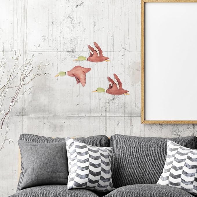 FUTUREORYY 3pcs Rustic Wood Flying Bird Wall Decor Elegant Indoor Ornament for Home Living Room Office Vintage Style Bird Sculpture for Unique Home Adornment