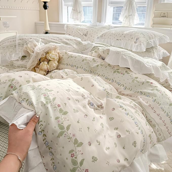 VM VOUGEMARKET Twin Comforter Set with Flower Green Leaves Prints White Ruffle Bedding Down Comforter with 2 Pillow Shams Cute Rabbit Comforter Set for Kids(3pcs,Twin XL)
