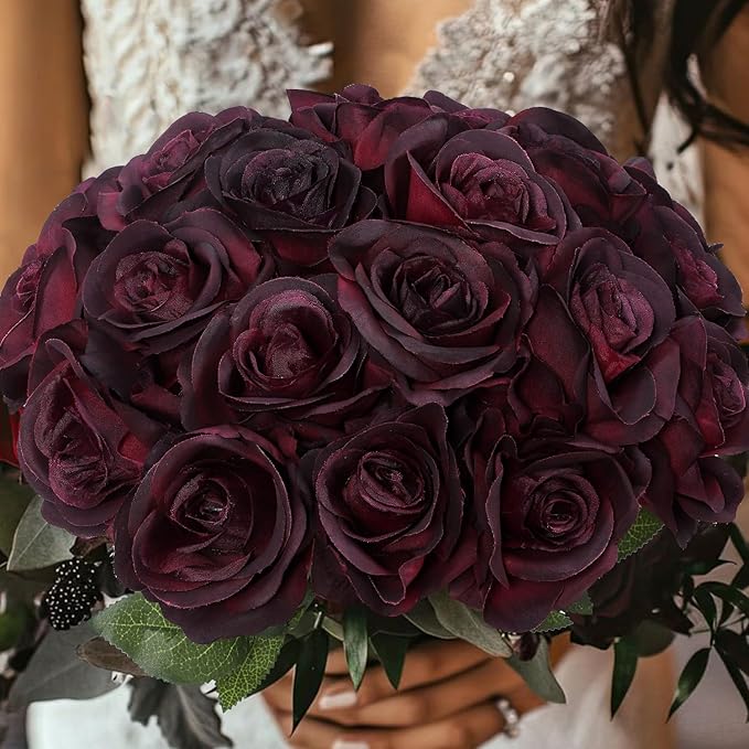 50pcs Artificial Roses Flowers in Bulk,Realistic Silk Fake Rose with Long Stem for Wedding Centerpieces Bouquet Party Floral Arrangement Home Decoration (Black&Red)