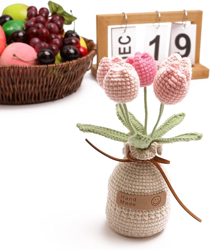 Crochet Woven Tulips with Wool,Simulation Plant Crochet Hand-Woven Flowers for Home Room Table Office Ornaments and Birthday Gifts for Family Friends Anniversary（5 Flowers-Pink ）