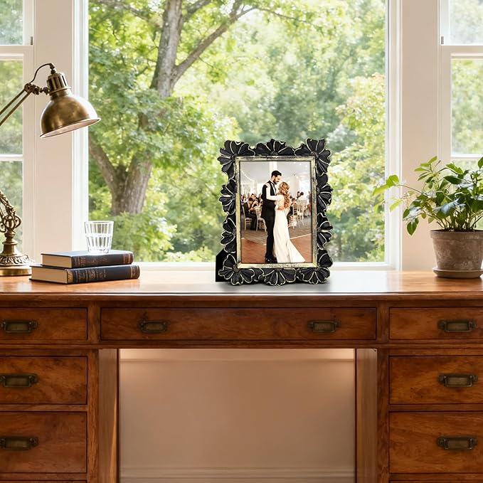 3.5x5 Vintage Flower Picture Frame, Ornate Antique Photo Frame with Glass Front, Elegant Picture Frame for for Wall or Tabletop Display, Gift ldeas for Home Decor (Black Gold)