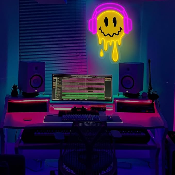 Melting Smile Face With Headphone Neon Sign for Wall Decor Neon Smile Light Signs for Kids Room Bar Party Bedroom Decor Lamp Personalized Gifts Kids Room, Wedding Decoration, Holiday Gift-Pink