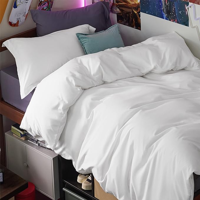 Bedsure Duvet Cover Twin/Twin XL Size - Only Includes 1 Duvet Cover (68"x90"), Hotel Luxury Soft Double Brushed All Season Bedding for Kids & Adults, Zipper Closure, NO Comforter, White