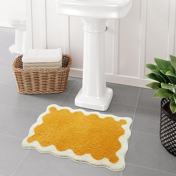 Uphome Bath Mats for Bathroom, Soft Shaggy Microfiber Absorbent Bathroom Rug Non Slip, 18x26 Cute Scalloped Machine Washable Bathroom Mat for Shower, Floor, Tub, Sink, Yellow