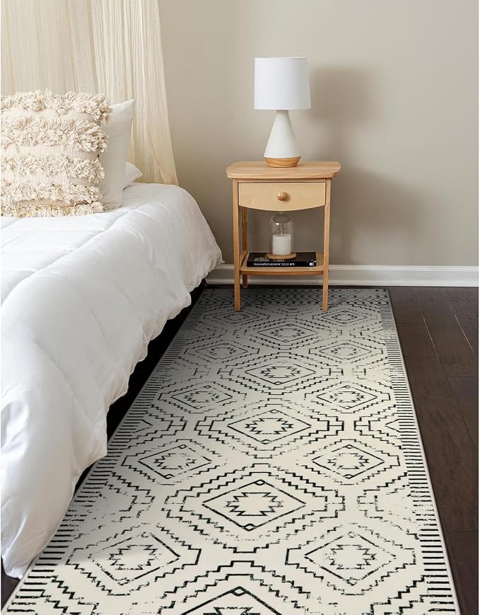 Wonnitar Moroccan Runner Rug, Washable 2'6"x8' Kitchen Runner Rug, Geometric White Hallway Bathroom Rug Runner, Non-Slip Long Boho Tribal Accent Floor Carpet for Bedroom Laundry (Beige,2'6"x8')