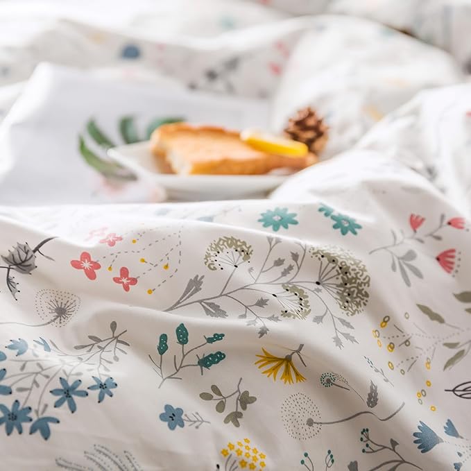 HighBuy Vintage Floral Comforter Set Queen Size Girl Cottagecore Queen Bedding Comforter Sets Aesthetic Flower Fluffy Ultra Soft Boho Style for Queen Bed Lightweight Bedding Set