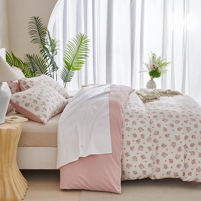 Queen Comforter Set Flowers Soft 3 Pieces Chic Crinkle Gauze Fabric Garden Style Floral Print Botanical Comforter for All Seasons Luxury Warmth Comfy Breathable with 2 Pillowcases