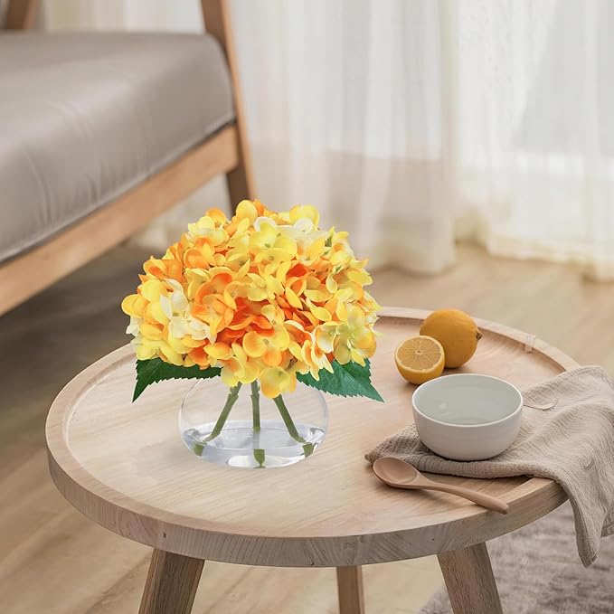 Hydrangea Artificial Flowers in Glass Vase, Orange Silk Fake Flowers Silk Centerpiece Table Decorations for Dining Room， Coffee Table Decor，Wedding, Home with Faux Water Decor（Orange）