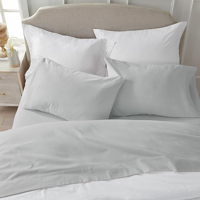 Market & Place 100% Cotton Twin Flannel Sheet Set | 3 Piece Deep Pocket Solid Cozy Winter Bed Sheets | Double Brushed for Extra Softness & Comfort | Chalet Collection (Twin, Light Grey)