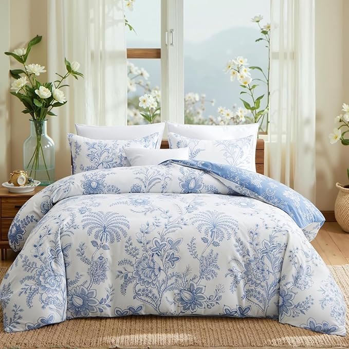 Nayoroom Floral Duvet Cover Set Queen Size Cottagecore White Blue Flower Leaf Comforter Cover 3Pcs Soft Breathable Microfiber Pastoral Garden Aesthetic Bedding Set with Zipper Closure